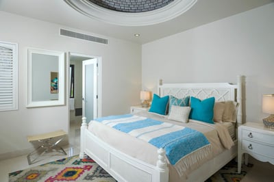 Luxury Villa Photo #20