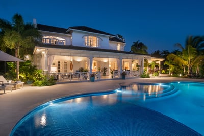 Luxury Villa Photo #3