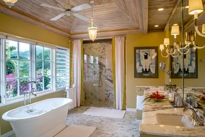 Luxury Villa Photo #26