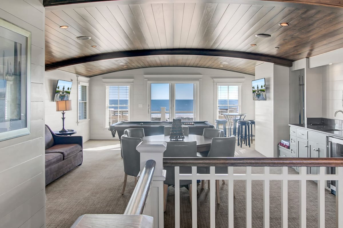 Island Escape Estate