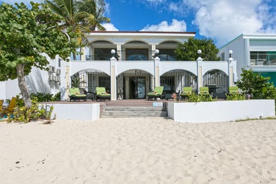 Luxury Villa Photo #9