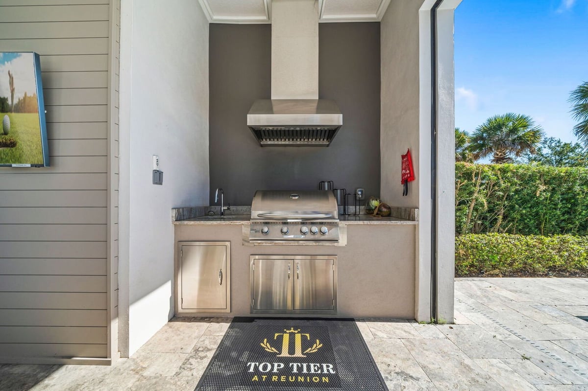 Reunion Tropical Retreat