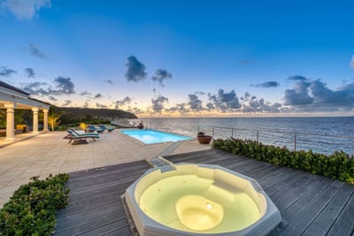 Luxury Villa Photo #2