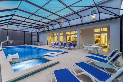 Luxury Villa Photo #36