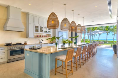 Luxury Villa Photo #24