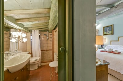 Luxury Villa Photo #30