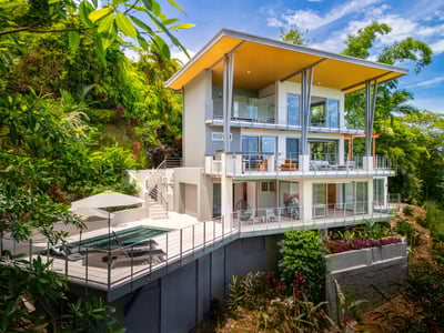 Luxury Villa Photo #3