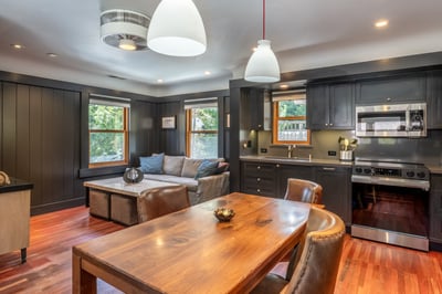 Luxury Villa Photo #2