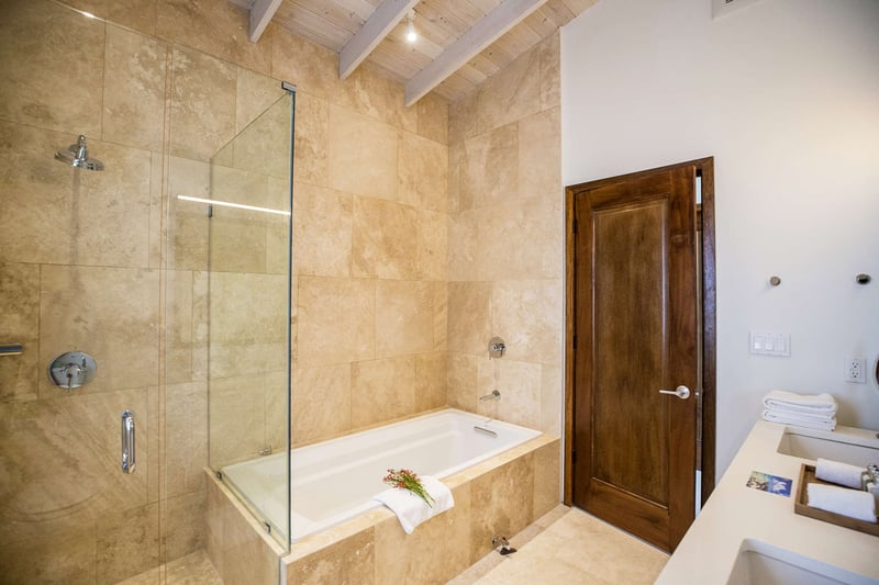 Three Bedroom Skyridge Villa