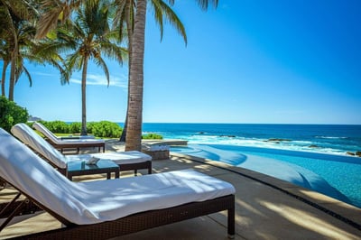 Luxury Villa Photo #15