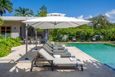 Luxury Villa Photo #5