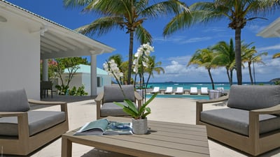 Outdoor Lounge