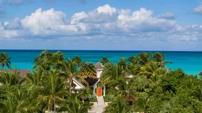 Luxury Villa Photo #2