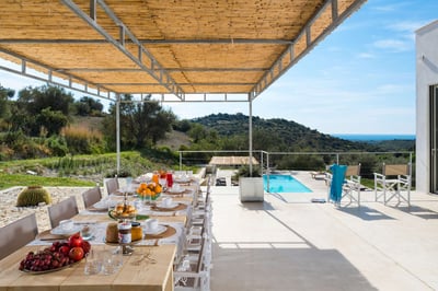 Luxury Villa Photo #8