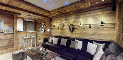 Luxury Villa Photo #13