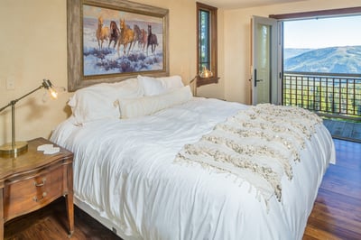Luxury Villa Photo #19