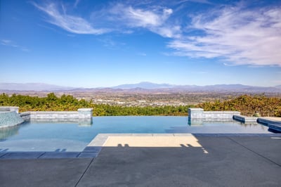 Luxury Villa Photo #6