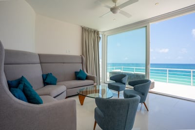 Luxury Villa Photo #45
