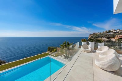Luxury Villa Photo #9