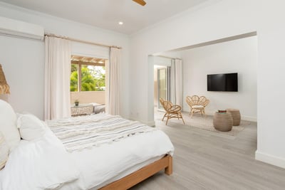 Luxury Villa Photo #21