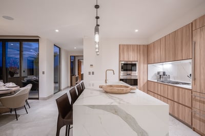 Luxury Villa Photo #11