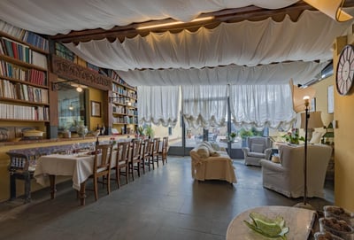 Luxury Villa Photo #22