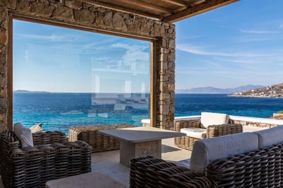 Luxury Villa Photo #7