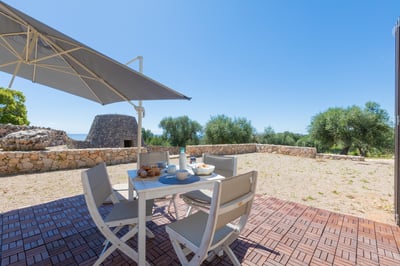 Luxury Villa Photo #14
