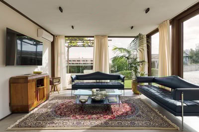 Luxury Villa Photo #23