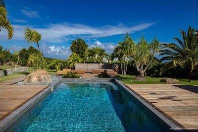 Luxury Villa Photo #9