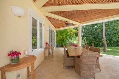 Luxury Villa Photo #10