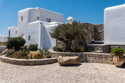 Luxury Villa Photo #3