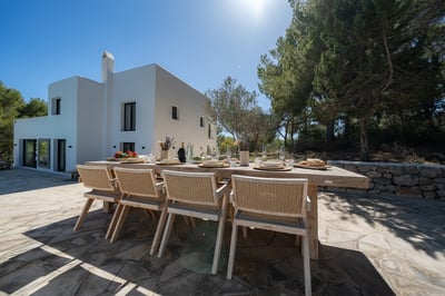 Luxury Villa Photo #7