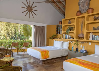 Luxury Villa Photo #25