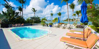 Luxury Villa Photo #3