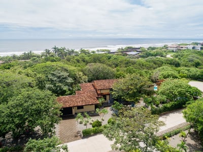 Luxury Villa Photo #2