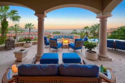 Luxury Villa Photo #7