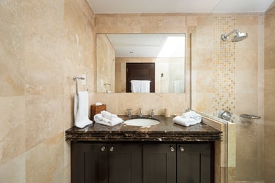 Luxury Villa Photo #10