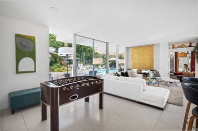Luxury Villa Photo #25