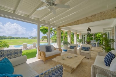 Luxury Villa Photo #10
