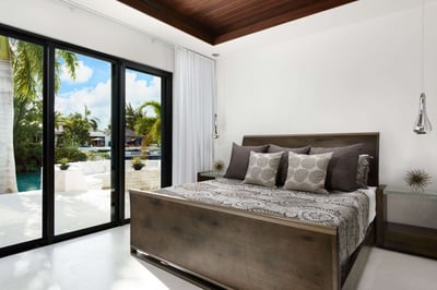 Luxury Villa Photo #19