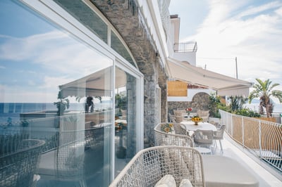 Luxury Villa Photo #17