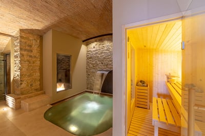 Luxury Villa Photo #40