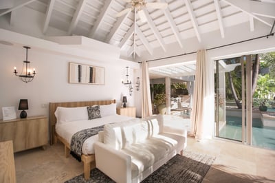 Luxury Villa Photo #57