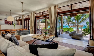 Luxury Villa Photo #12