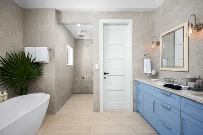 Luxury Villa Photo #42