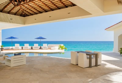 Luxury Villa Photo #13