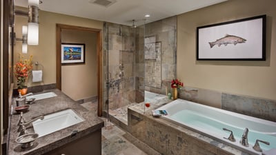 King ensuite