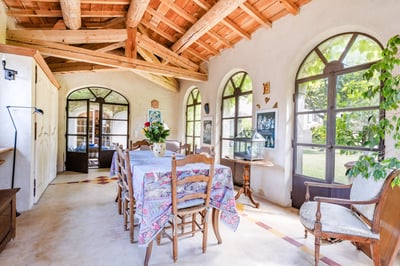 Luxury Villa Photo #13