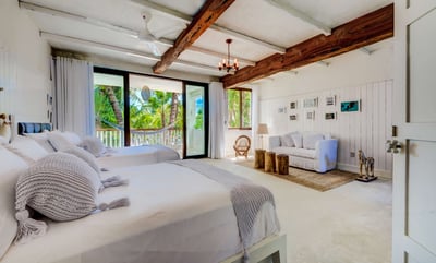 Luxury Villa Photo #39